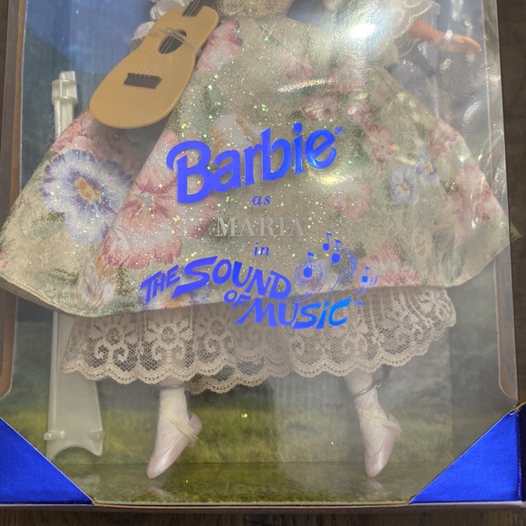 NRFB - Barbie As Maria In The Sound Of Music 🎶 - Picture 4 of 11